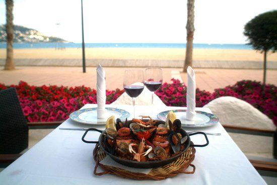Emporda Restaurant